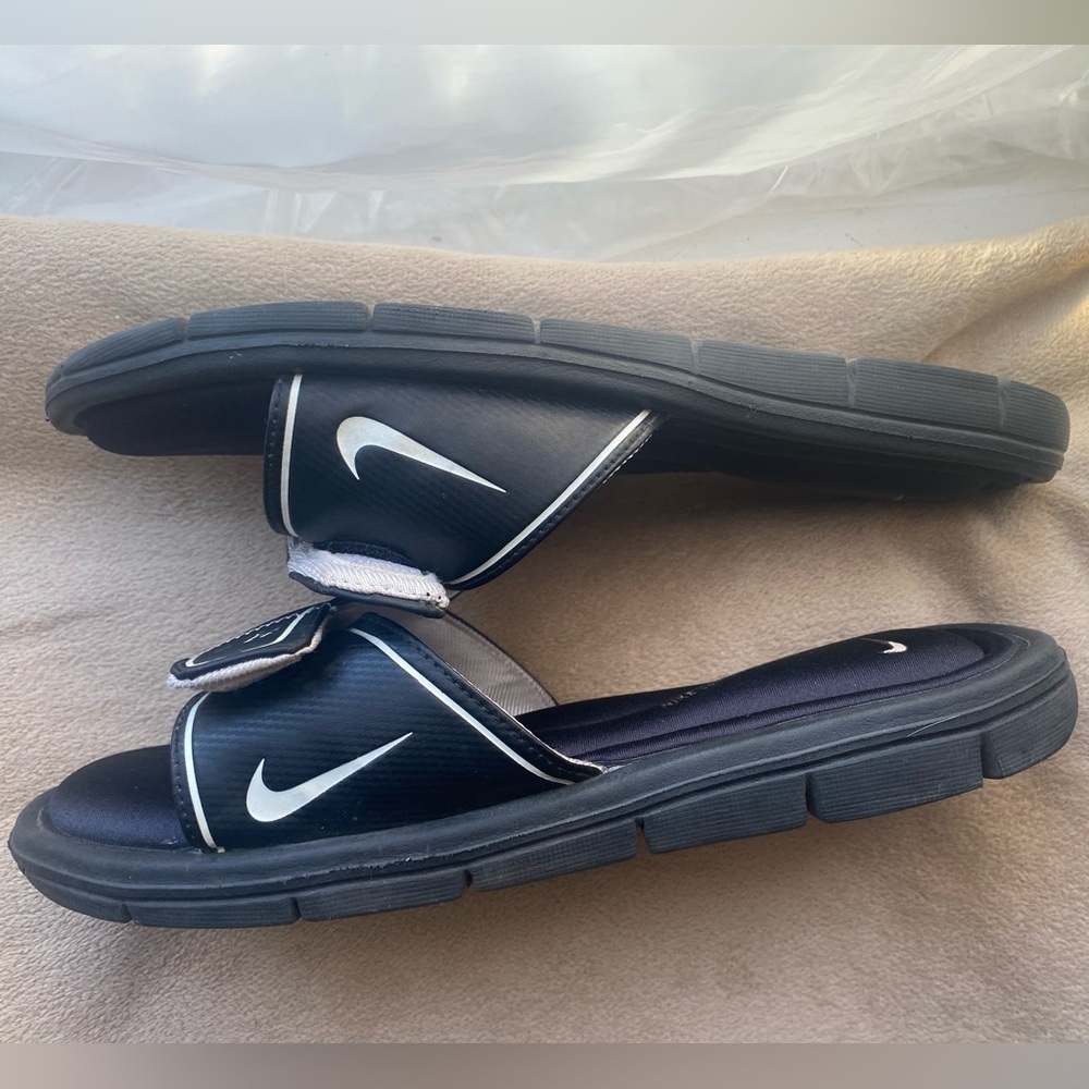 Nike Black Comfort Footbed Slides Slip On 360883-011 Women's Sandals Size 10